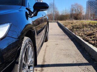 2020 Toyota Camry VIII (XV70), чёрный, 3700000 рублей, вид 4