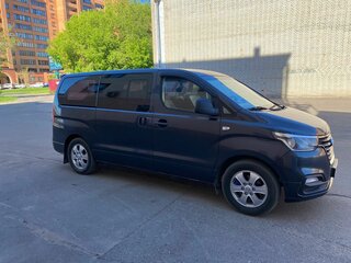 2019 Hyundai Grand Starex I Рестайлинг 2, синий, 2525000 рублей, вид 4