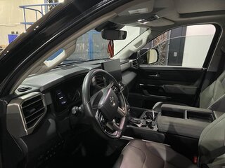2022 Toyota Tundra CrewMax III, чёрный, 8500000 рублей, вид 2