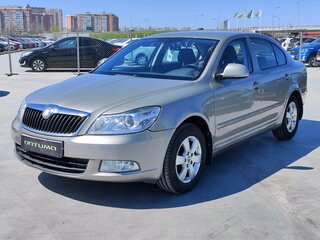 2010 Skoda Octavia II (A5) Рестайлинг, серый, 1200000 рублей, вид 1