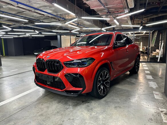 2021 BMW X6 M Competition III (F96), красный, 13000000 рублей - вид 10