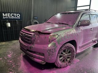 2008 Toyota Land Cruiser 200 Series, серебристый, 3100000 рублей, вид 3