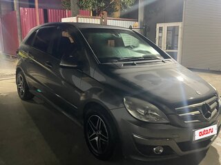 2011 Mercedes-Benz B-Класс 180 I (W245) Рестайлинг, серый, 750000 рублей, вид 3