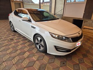 2013 Kia Optima III Рестайлинг, белый, 1360000 рублей, вид 1