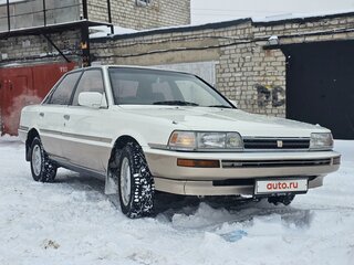 1990 Toyota Camry II (V20), белый, 750000 рублей, вид 3