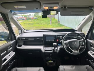 2018 Honda Stepwgn Spada V Рестайлинг, серый, 2040000 рублей, вид 5