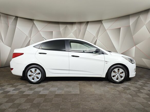 2015 Hyundai Solaris I Рестайлинг, белый - вид 5
