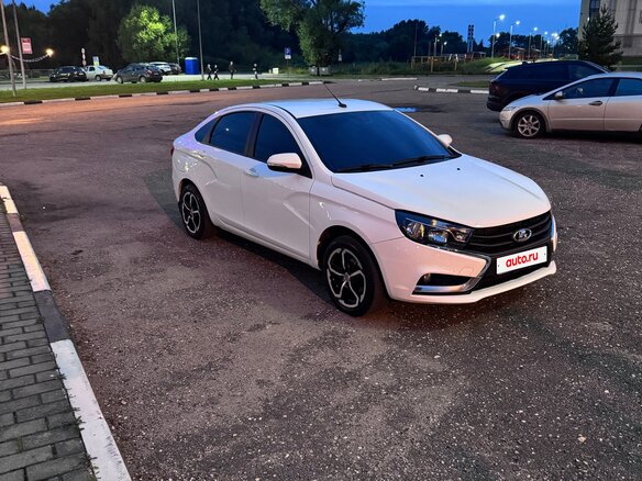 2016 Lada (ВАЗ) Vesta I, белый, 730000 рублей