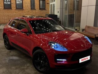 2020 Porsche Macan I Рестайлинг, красный, 6500000 рублей, вид 1