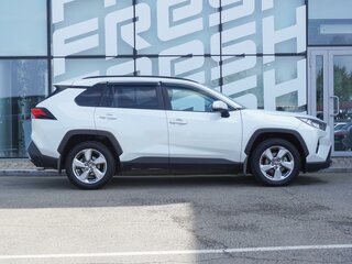 2021 Toyota RAV4 V (XA50), белый, 3255000 рублей, вид 5