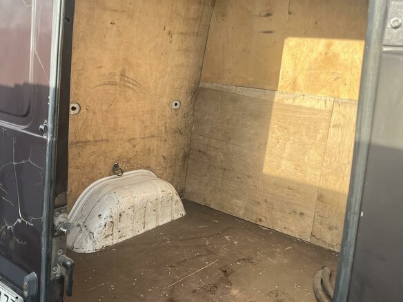2002 Mercedes-Benz Sprinter, коричневый, 880000 рублей - вид 12