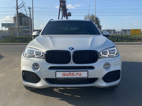 2016 BMW X5 40d III (F15), белый