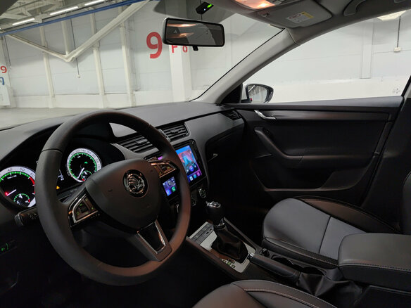 2022 Skoda Octavia III (A7) Рестайлинг, белый, 1770000 рублей - вид 15