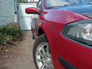 2005 Renault Laguna II Рестайлинг, красный, 950000 рублей, вид 1