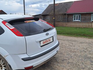 2007 Ford Focus II Рестайлинг, белый, 500000 рублей, вид 2