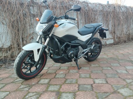 2014 Honda NC 750S, белый, 600000 рублей, вид 4