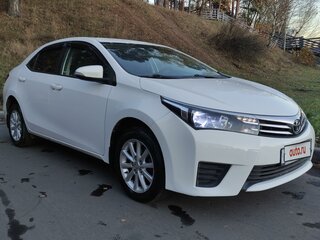 2014 Toyota Corolla XI (E160, E170, E180), белый, 1950000 рублей, вид 1