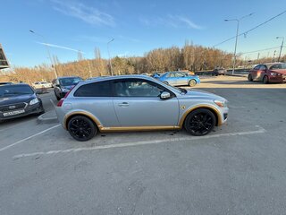 2011 Volvo C30 I Рестайлинг, серебристый, 1300000 рублей, вид 4