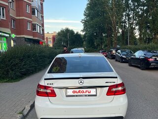 2011 Mercedes-Benz E-Класс 200 7G-Tronic IV (W212, S212, C207), белый, 1350000 рублей, вид 2