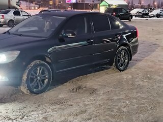 2012 Skoda Octavia II (A5) Рестайлинг, чёрный, 850000 рублей, вид 1