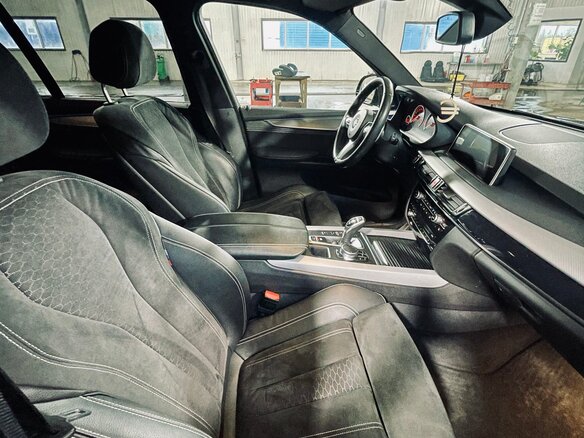 2018 BMW X5 30d III (F15), чёрный, 4810000 рублей - вид 10