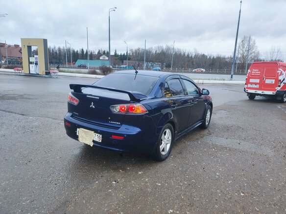 2013 Mitsubishi Lancer X Рестайлинг, синий, 700000 рублей - вид 7