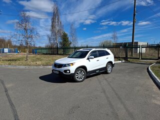 2011 Kia Sorento II, белый, 1350000 рублей, вид 1