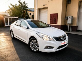 2011 Hyundai Azera II, белый, 1300000 рублей, вид 3