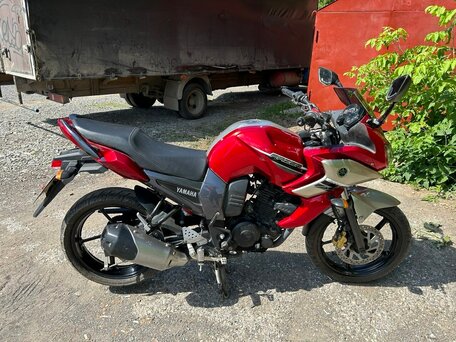 2012 Yamaha FZR250, красный, 190000 рублей, вид 5