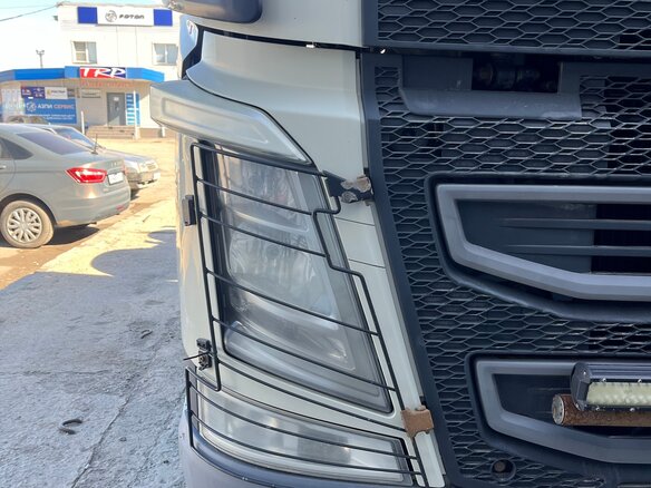 2015 Volvo FH, серый, 7250000 рублей - вид 6