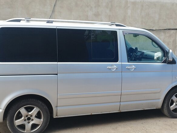 2007 Volkswagen Multivan T5, серебристый, 1700000 рублей - вид 10
