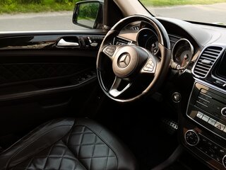 2016 Mercedes-Benz GLS 350 d I (X166), чёрный, 3750000 рублей, вид 3
