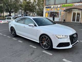 2015 Audi A7 I (4G) Рестайлинг, белый, 2800000 рублей, вид 3