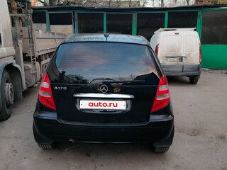 2008 Mercedes-Benz A-Класс 170 II (W169), чёрный, 550000 рублей, вид 4