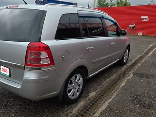 2012 Opel Zafira B Рестайлинг, серый, 800000 рублей, вид 4