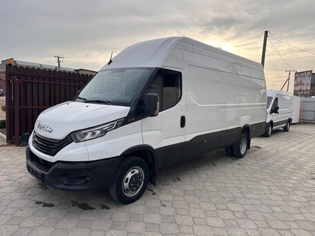 2023 Iveco Daily, белый, 4900000 рублей, вид 3
