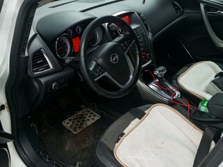 2012 Opel Astra J, белый, 470000 рублей, вид 5