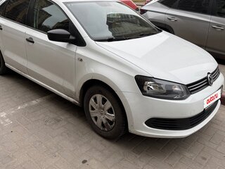2015 Volkswagen Polo V, белый, 1000000 рублей, вид 3