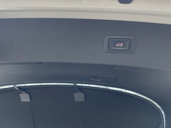 2014 Audi A7 I (4G), белый, 3000000 рублей - вид 11