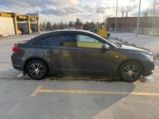 2013 Chevrolet Cruze I Рестайлинг, серый, 1100000 рублей, вид 5