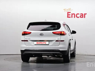 2018 Hyundai Tucson III Рестайлинг, белый, 1610000 рублей, вид 4