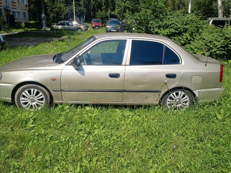 2002 Hyundai Accent II, бежевый, 220000 рублей, вид 4