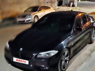 2010 BMW 5 серии 550i VI (F10/F11/F07), чёрный, 2500000 рублей, вид 5