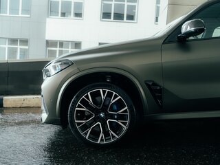 2022 BMW X5 M Competition III (F95), серый, 12200000 рублей, вид 4