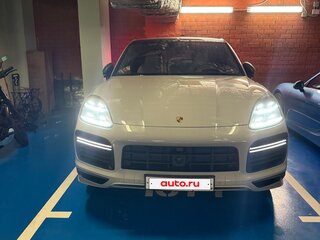2021 Porsche Cayenne Turbo Coupé III, серый, 18000000 рублей, вид 4