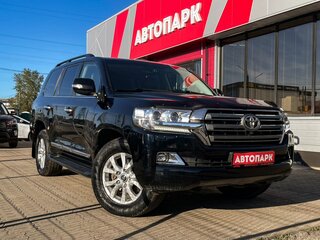 2015 Toyota Land Cruiser 200 Series Рестайлинг 2, чёрный, 4349000 рублей, вид 1