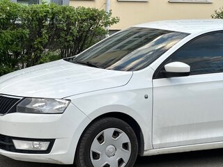 2015 Skoda Rapid I, белый, 980000 рублей, вид 2