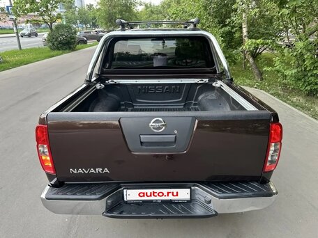 2010 Nissan Navara (Frontier) III (D40) Рестайлинг, серый, 1765000 рублей, вид 5