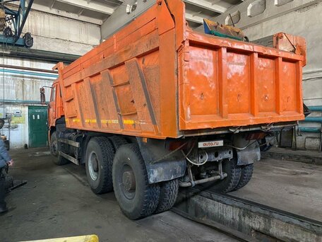 2011 КамАЗ 6520, оранжевый, 1480000 рублей, вид 3
