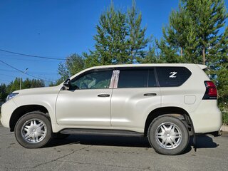 2018 Toyota Land Cruiser Prado 150 Series Рестайлинг 2, белый, 4700000 рублей, вид 1